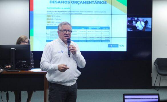 Ministro da Saúde pede mais recursos para a saúde em meio a desafios orçamentários