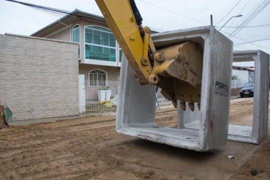 Imagem das obras de macrodrenagem no bairro Ipiranga