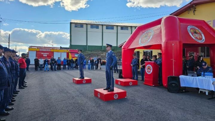 Solenidade de passagem de comando e homenagens no Corpo de Bombeiros de São Joaquim