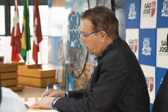 Portas Giratórias Eletrônicas de Segurança