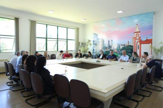 Prefeitura de Joinville visita Chapecó