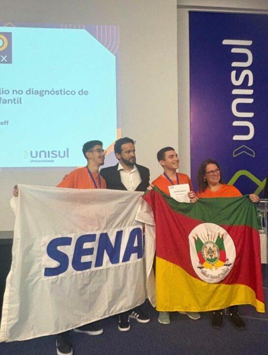 Premiação do Concurso Internacional Infomatrix 2025 na UniSul