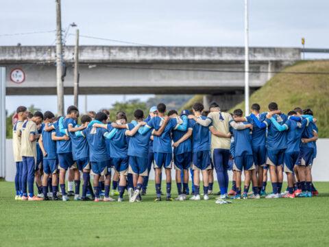 Imagem da preparação das categorias de base do Avaí F.C. para jogos no Sul-Brasileiro BG Prime