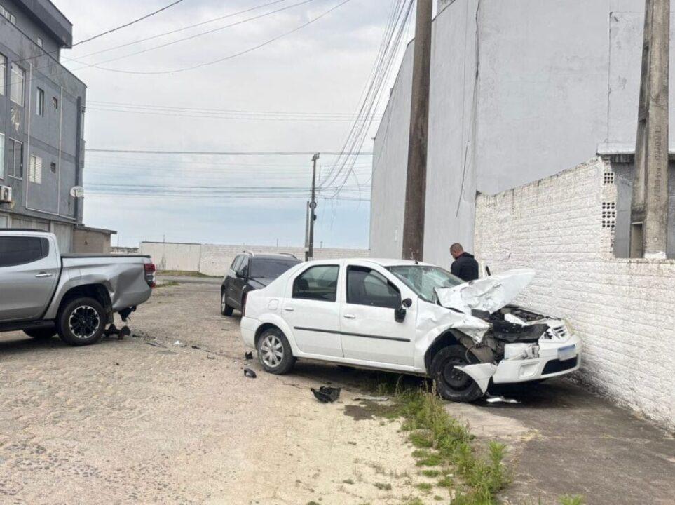 Prisão em flagrante na delegacia de investigação de Laguna