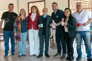 Reitoria da UFSC visita a Estação de Maricultura EMEB