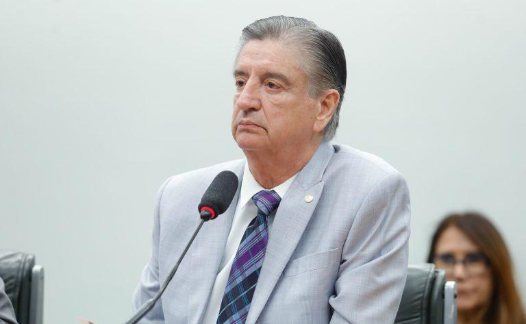 Imagem representativa do relatório anual sobre gastos do Fundeb