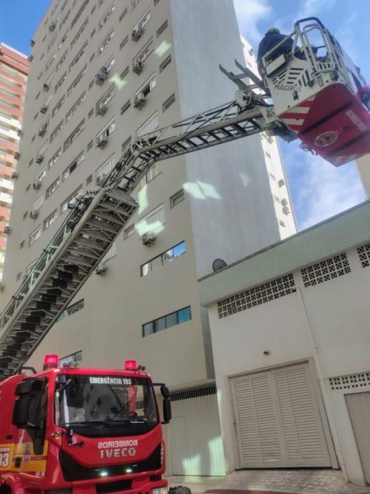 Auto Escada Mecânica - Corpo de Bombeiros Santa Catarina