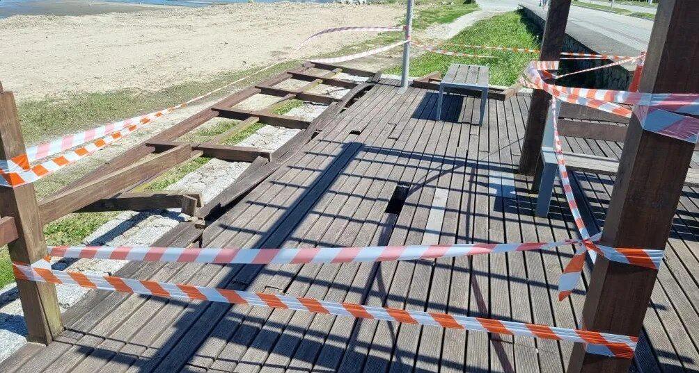 Deck destruído na Beira-Mar