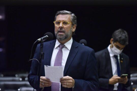 Imagem representativa da autonomia orçamentária da AGU e procuradorias estaduais
