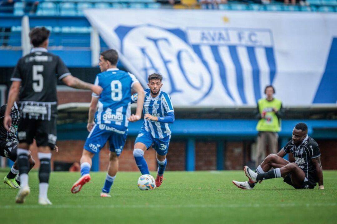 Avaí e Figueirense em campo