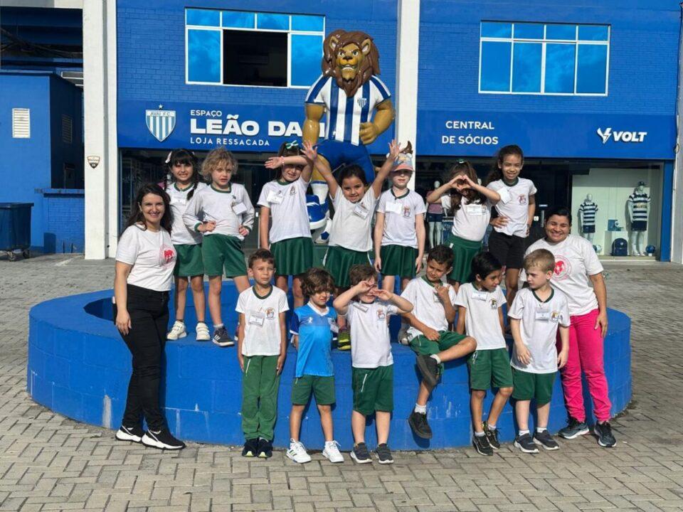 CEIM Coração de Jesus visita a Ressacada e vivencia tarde especial com o Avaí
