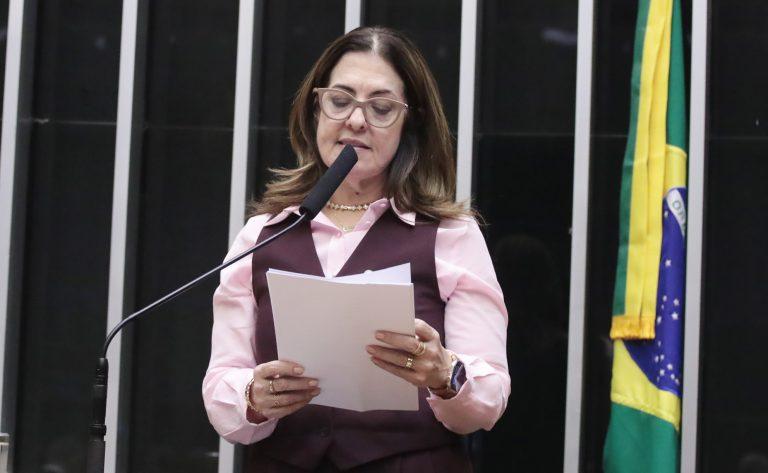 Crianças protegidas em ambiente digital
