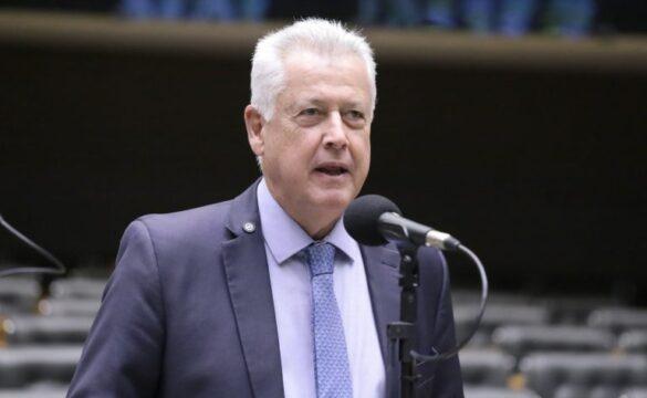 Plenário durante sessão da Comissão