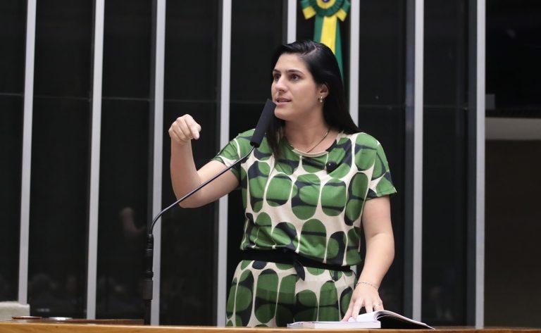 Crianças vítimas de violência virtual