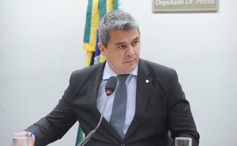 Imagem de um detector de monóxido de carbono em funcionamento