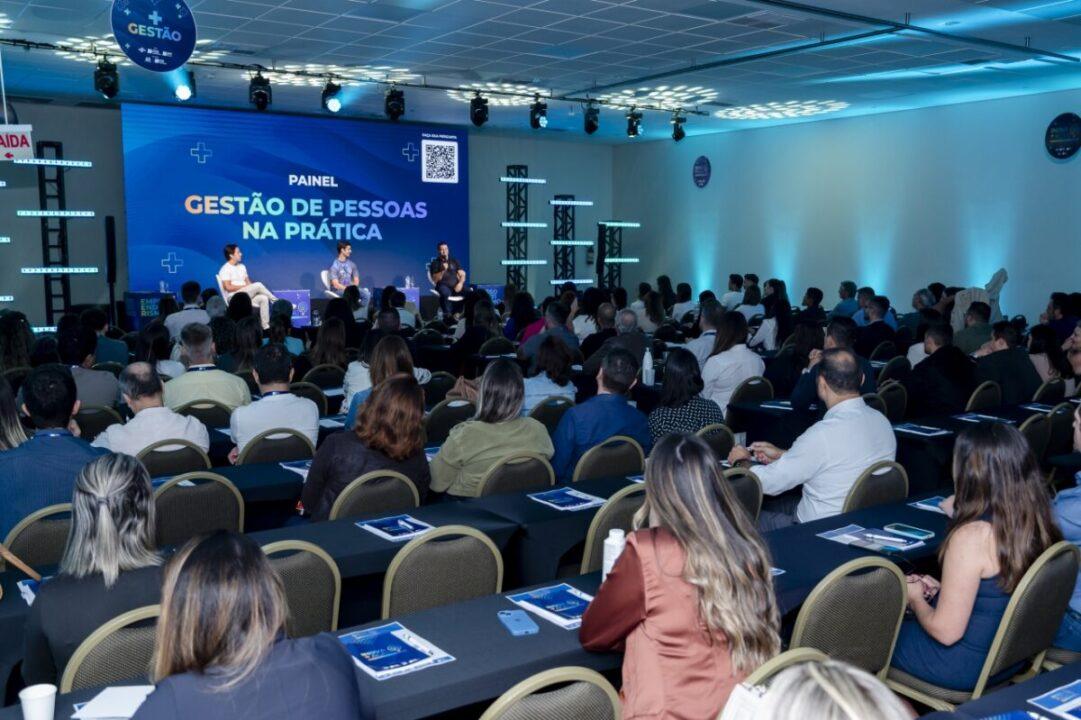 Evento Inova+Ação CDL Florianópolis sobre gestão empresarial