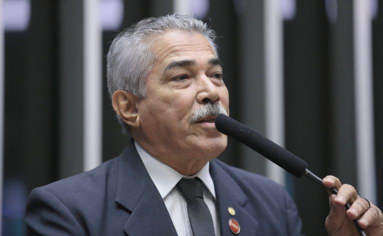 Integração entre saberes tradicionais e medicina moderna