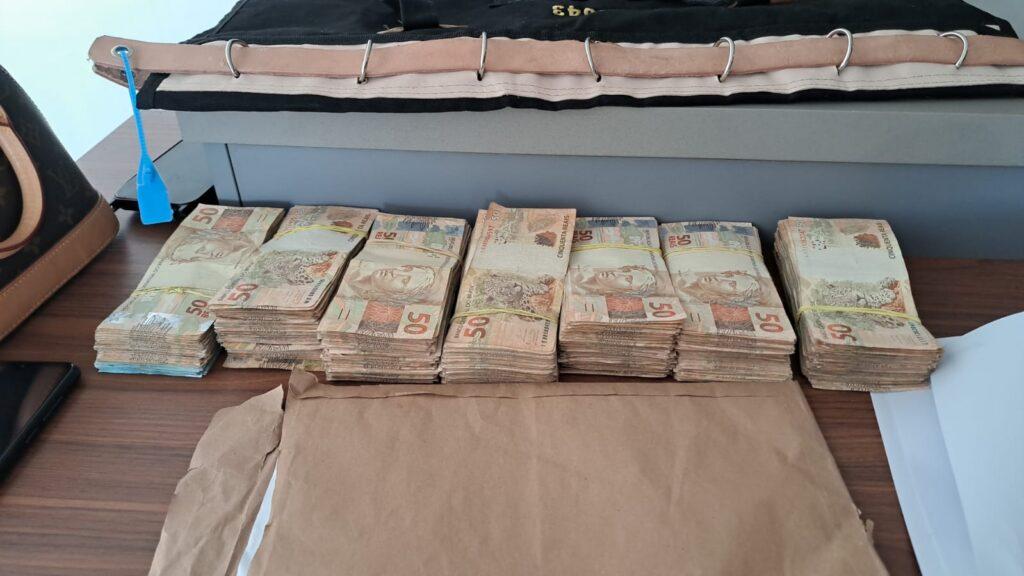 Polícia Civil de Santa Catarina desarticula golpe da falsa central de banco em São Paulo