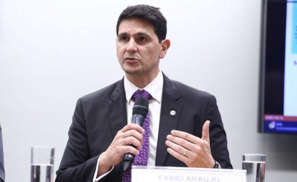 Imagem ilustrativa de pessoas praticando esportes adaptados