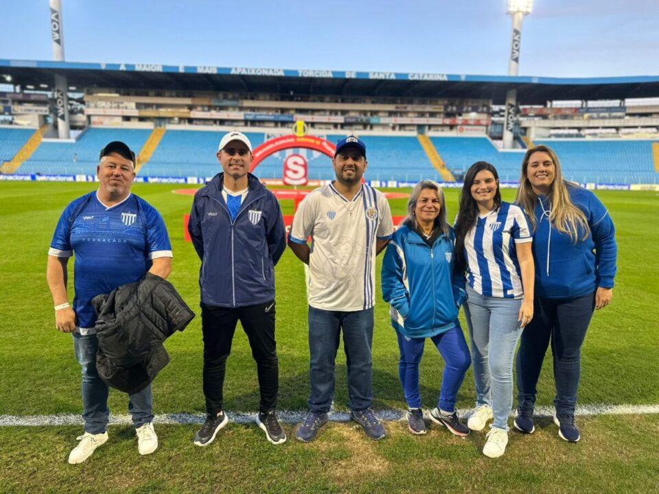 Torcedores sorteados para experiência exclusiva no jogo Avaí x Criciúma-SC