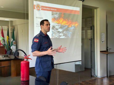 Treinamento de prevenção e combate a incêndios