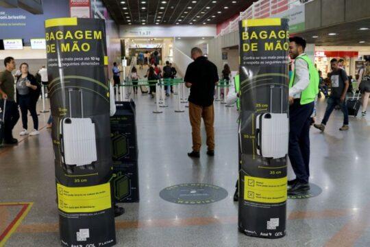 Bagagem de mão em voos