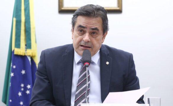 Imagem do debate sobre a crise no setor leiteiro e concorrência desleal