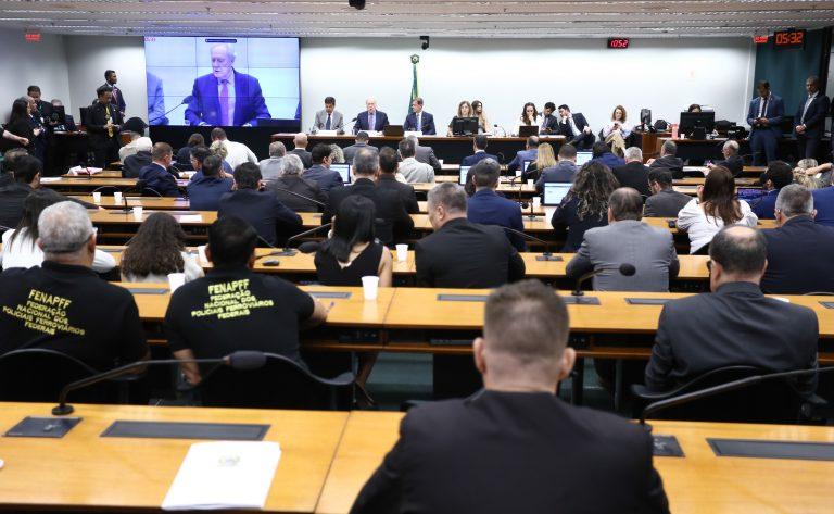 PEC 18/25 - Proposta de Emenda à Constituição sobre segurança pública