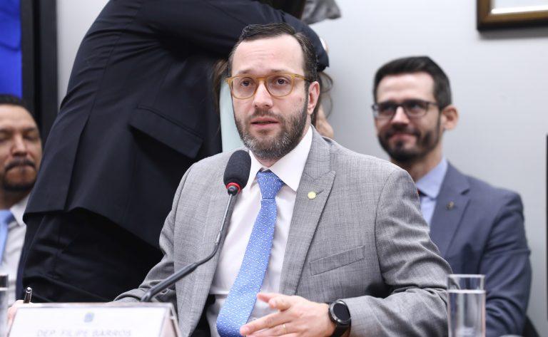 Deputado Filipe Barros e Ministro Ricardo Lewandowski em audiência pública