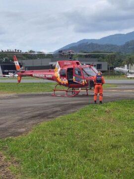 Aeronave Arcanjo-03 em exposição ao público