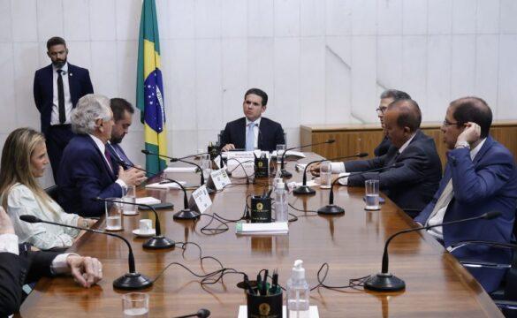 Governadores reunidos com o presidente da Câmara dos Deputados