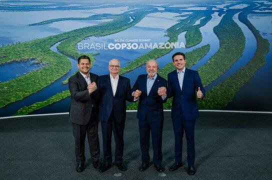 Hugo Motta e líderes mundiais na COP30