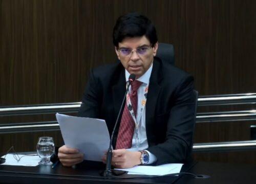 Parlamentares na reunião da COP30