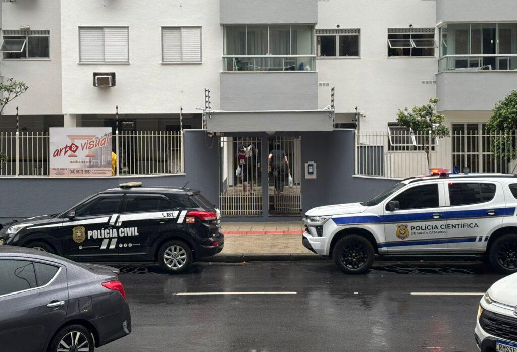 Imagem da investigação da Polícia Civil em supermercado de Florianópolis