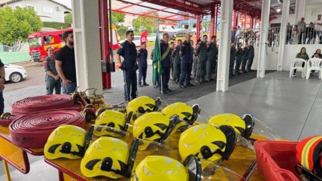 Bombeiros Militares durante a cerimônia