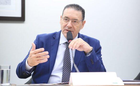 Imagem representativa do uso de inteligência artificial na segurança alimentar