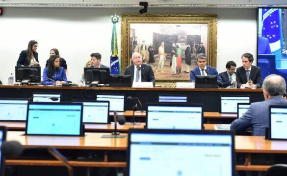 Imagem representativa de Carla Zambelli durante processo de cassação