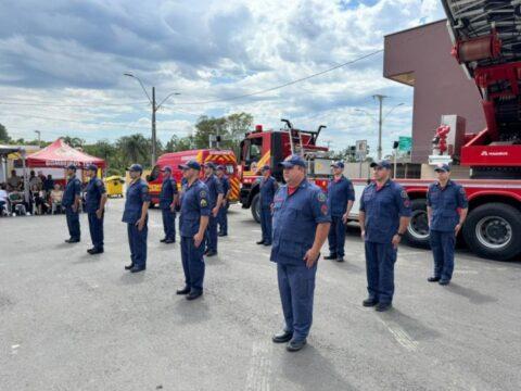 Homenagem e promoções no 4º Batalhão de Bombeiros Militar em Içara