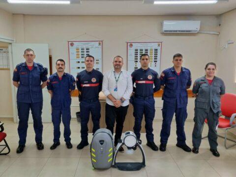 Imagem do novo compressor torácico automático adquirido pelo CBMSC em Joaçaba