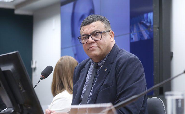 Imagem representativa do crime de gerontocídio