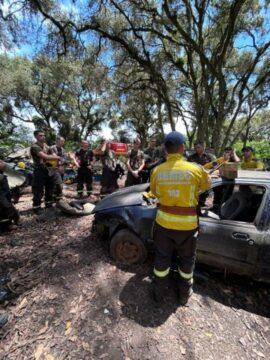 Resgate Veicular - Bombeiros Comunitários