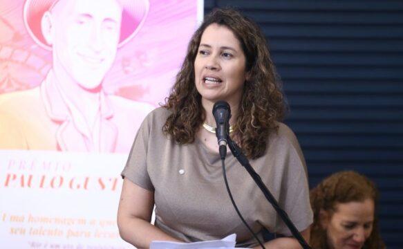 Debate sobre políticas culturais no Brasil