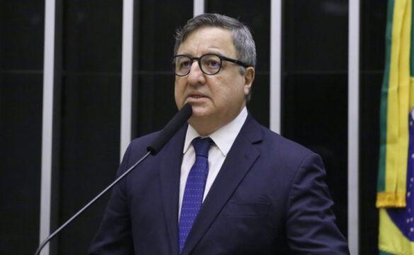 Profissional Administrativo em Escola