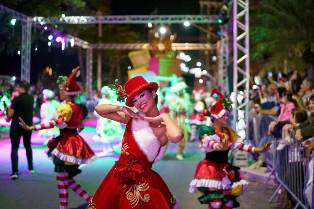 Desfile 'Minha Noite de Natal' em Balneário Camboriú