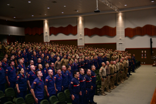 Militares do CBMSC e PMSC durante apresentações no Oeste Catarinense