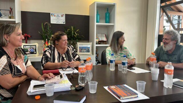 Implantação de Arranjo Produtivo de Plantas Medicinais em Campo Erê