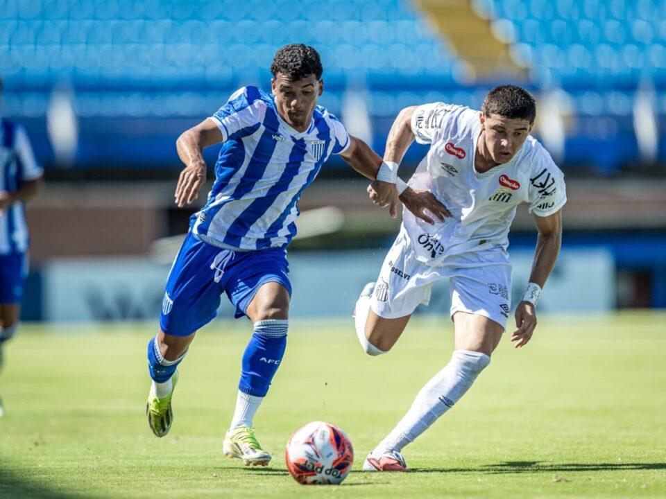 Jogadores do Avaí se preparam para a próxima partida contra o Botafogo