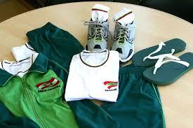 Imagem ilustrativa de uniformes escolares