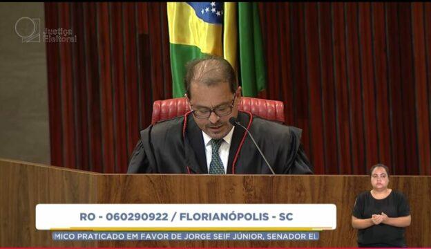 Foto do senador Jorge Seif Júnior no TSE