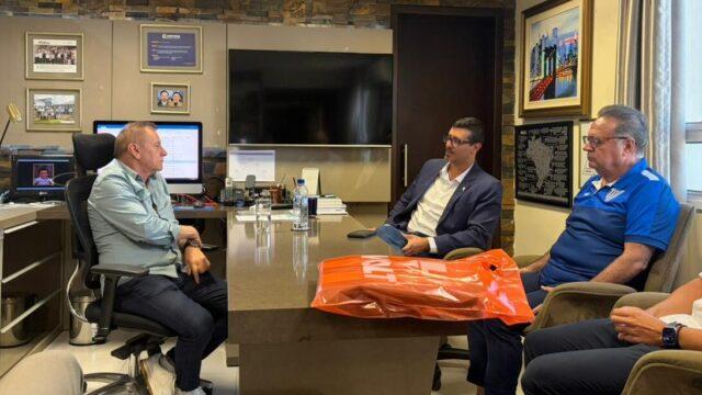 Avaí e Liderança Serviços - Renovação de Parceria